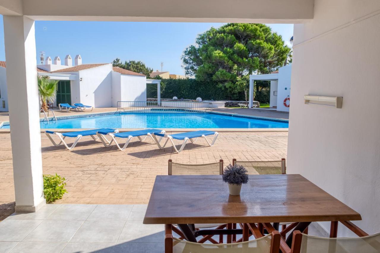 Apartamentos Las Golondrinas Cala'N Bosch  Exterior photo