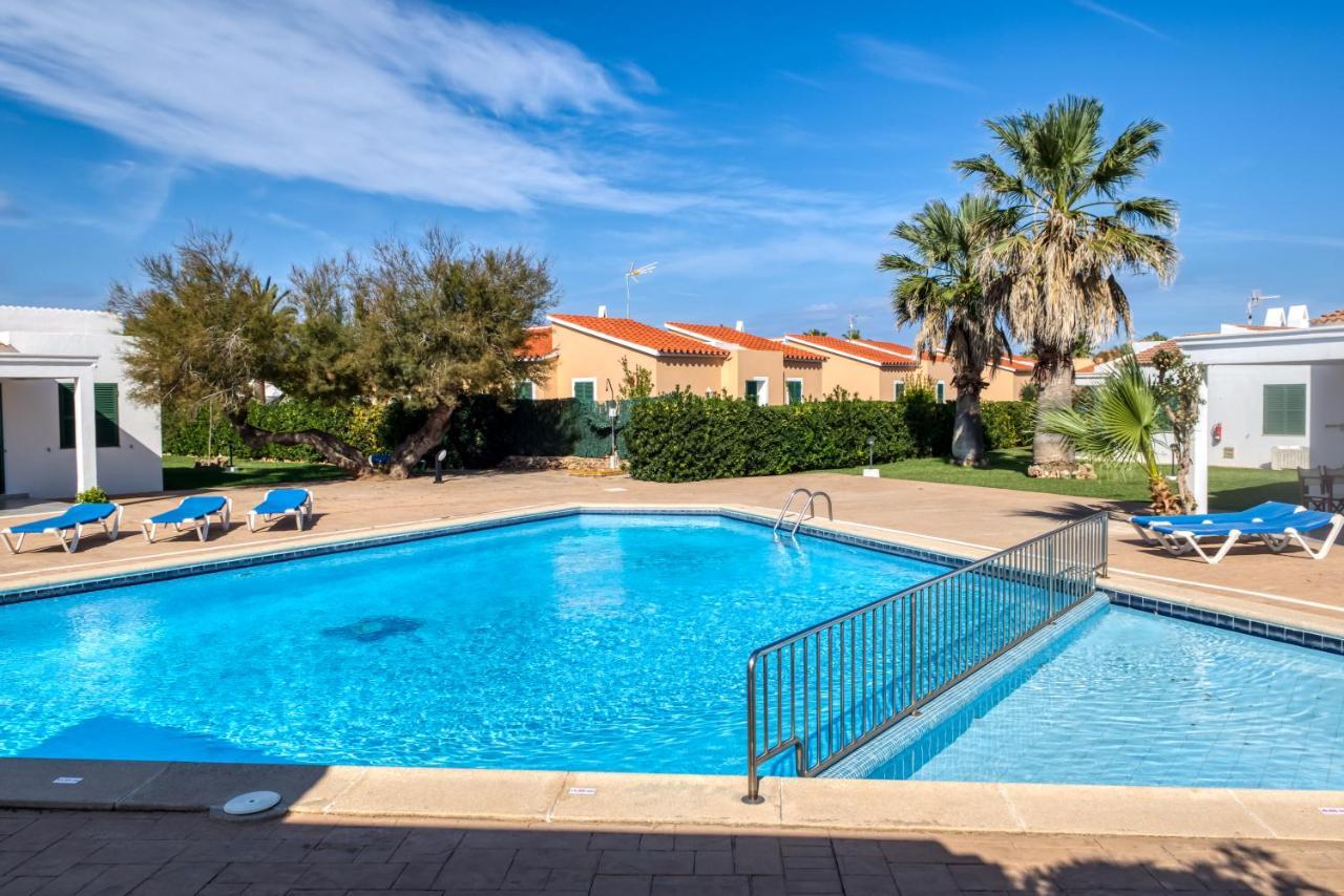 Apartamentos Las Golondrinas Cala'N Bosch  Exterior photo